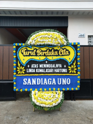 Papan Bunga Duka di Tabing Banda Gadang